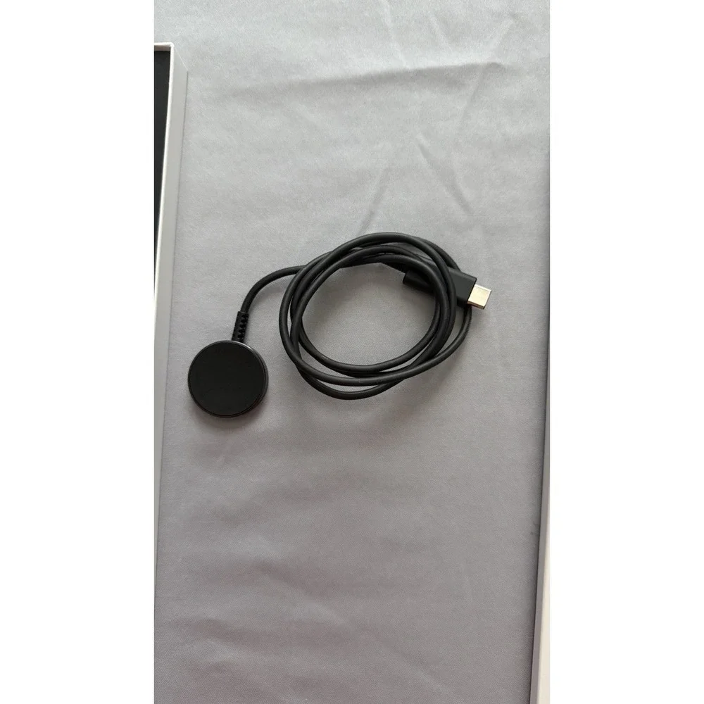Samsung Galaxy Watch5 Pro 40mm Face Unlocked Graphite Gray Open Box New‎